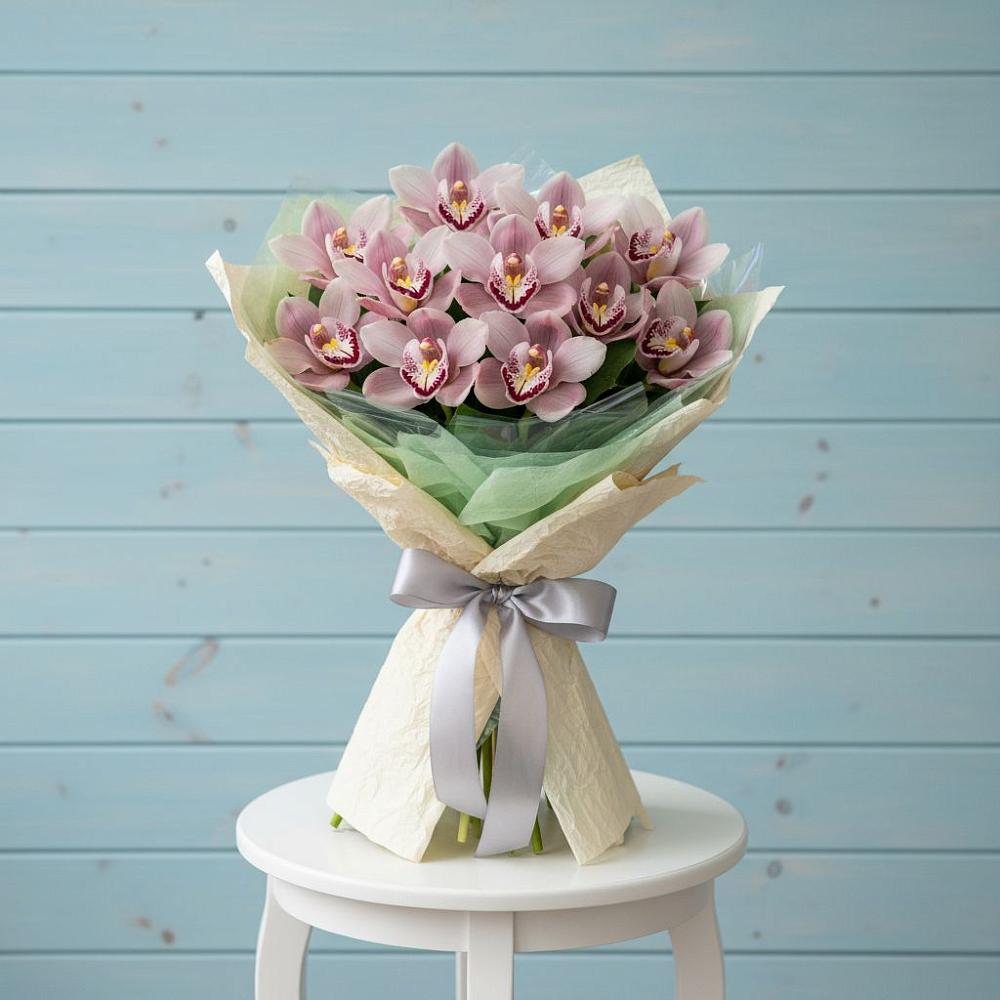 Букет цветов из: Орхидеи и Розы в Квашенки