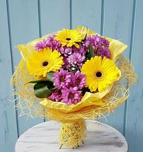 Букет цветов из:  Хризантемы и Герберы в Квашенки