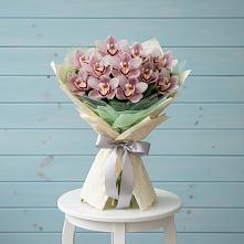Букет цветов из:  Орхидеи и Розы в Квашенки