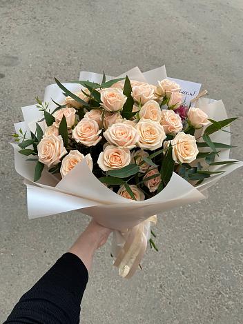 Букет Кремовые розы Латте в Квашенки