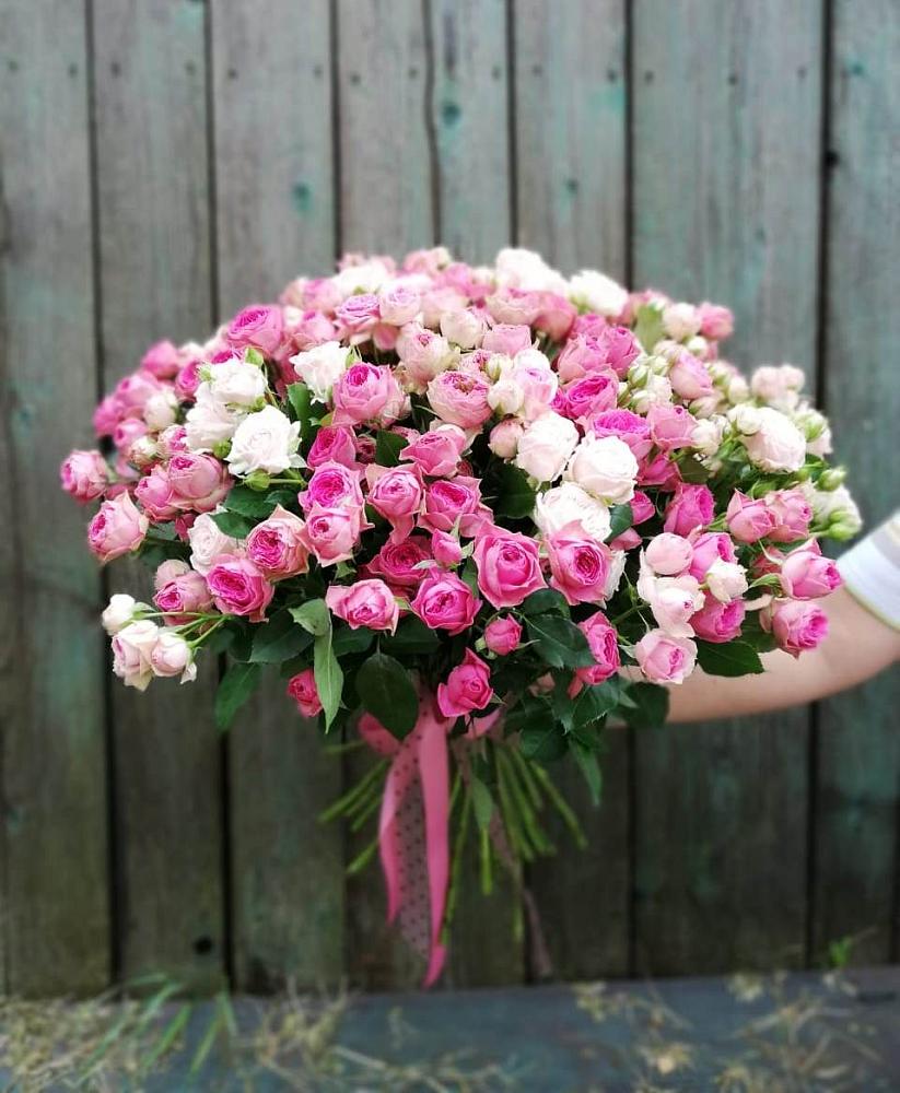 Букет Розовые кустовые розы Натали и Лав Лидия в Квашенки