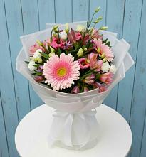 Букет цветов из:  Герберы, Альстромерии и Лизиантусы в Квашенки