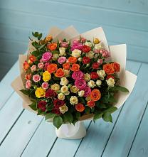 Букет Микс из разноцветных кустовых роз в Квашенки