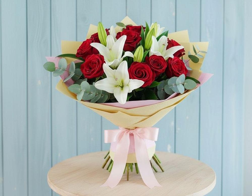 Букет цветов из: Лилии и Розы в Квашенки